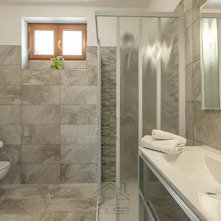 Dea House Apartment Nesso