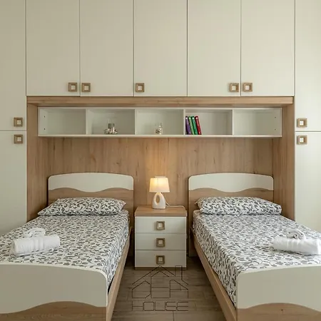 Dea House Apartment *