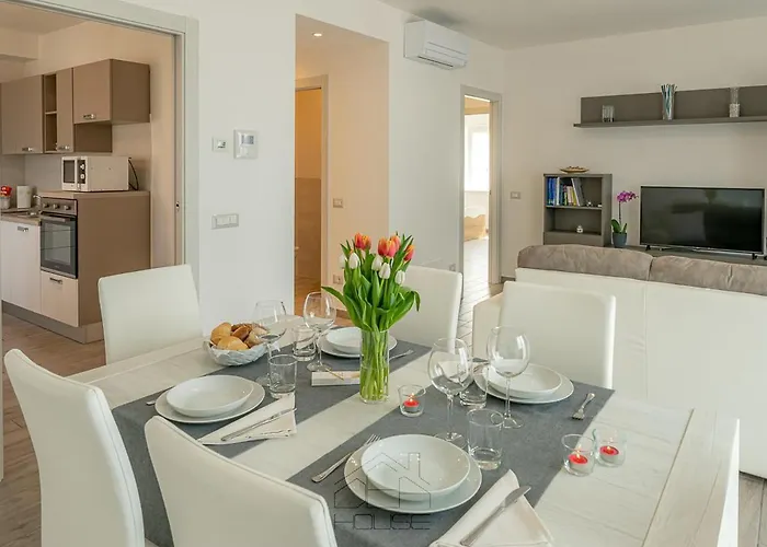 Apartamento Dea House *