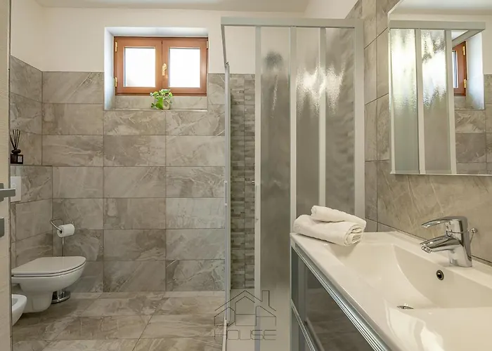 Dea House Apartamento Nesso