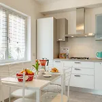 Dea House Apartman Nesso